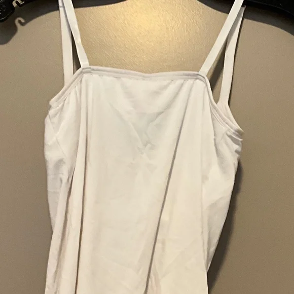 Uniqlo Bralette Camisoles - Picture 5 of 9